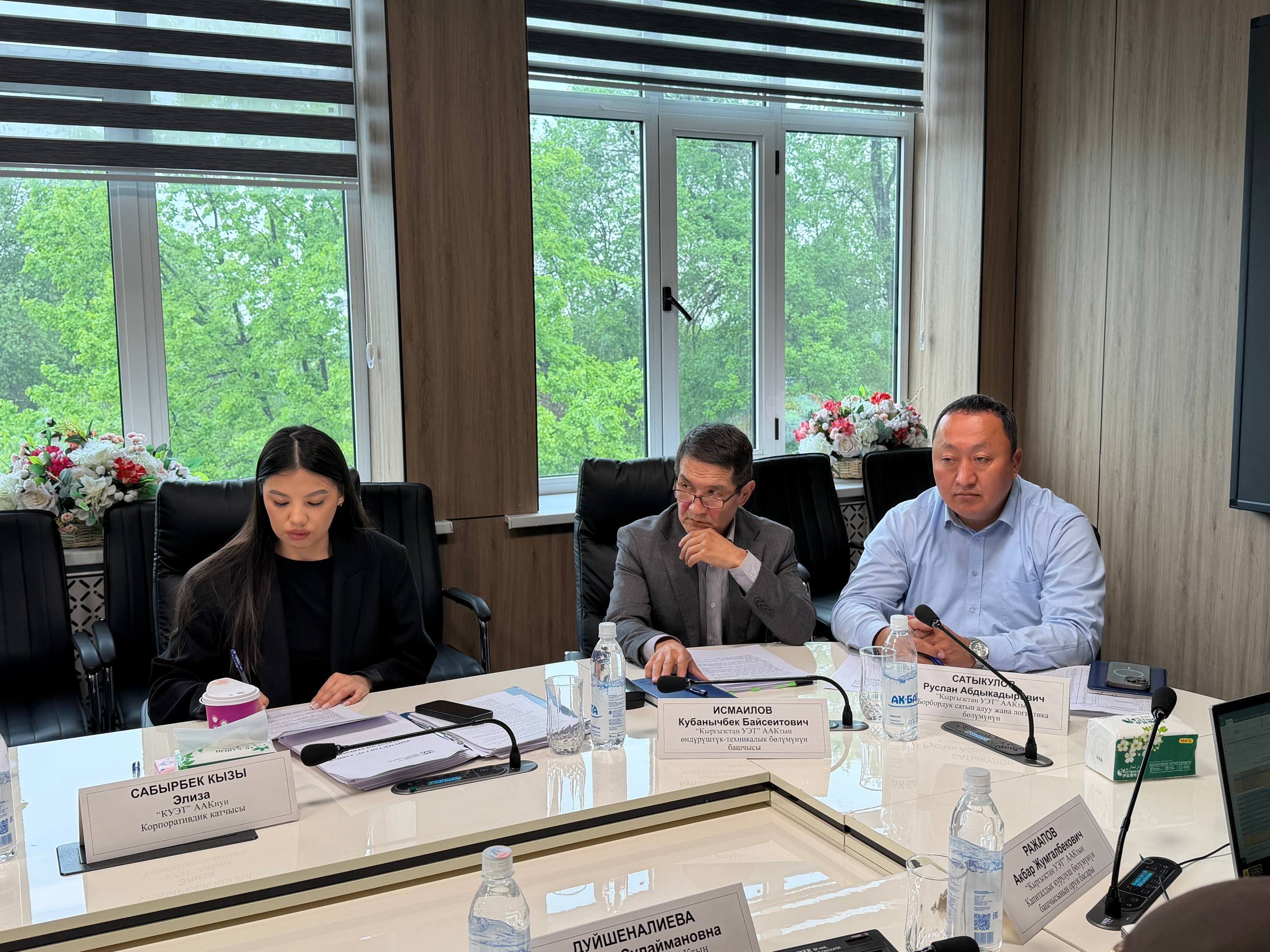 photo_5409158791741248500_w